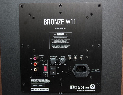 Loa monitor audio bronze w10 subwoofer